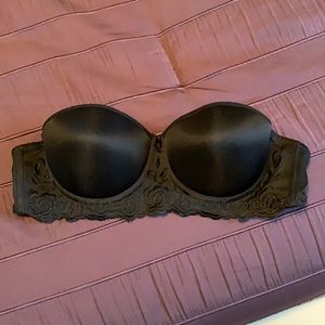 Strapless Black Floral Trim Bra